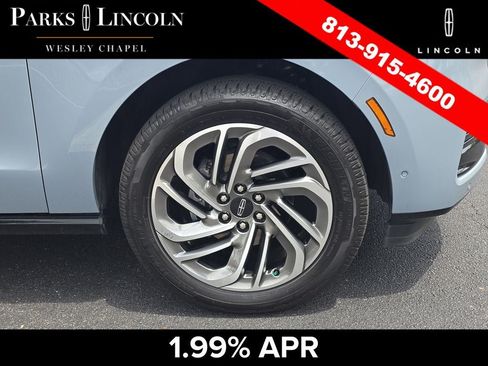 Certified 2025 Lincoln Navigator Reserve AWD/4WD image 37