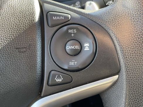 Used 2018 Honda Fit EX image 12