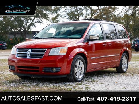 Used 2008 Dodge Grand Caravan SXT image 1