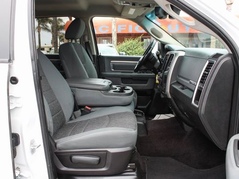 Used 2017 RAM 2500 Big Horn image 39