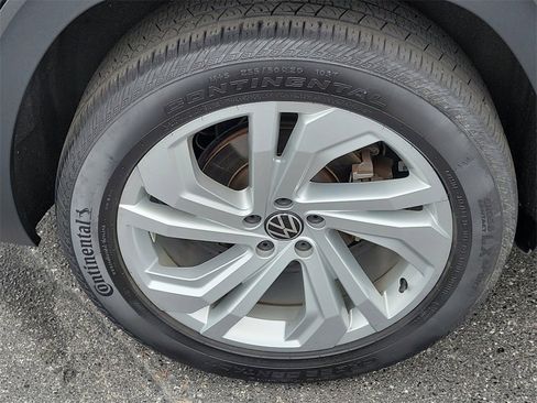 Used 2021 Volkswagen Atlas SE w/ Panoramic Sunroof Package image 6