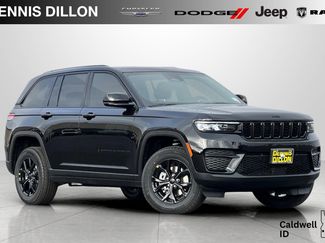 New 2025 Jeep Grand Cherokee Altitude video 1