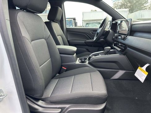New 2026 Chevrolet Colorado W/T image 25