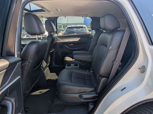 Used 2024 MAZDA CX-90 Plug-In Hybrid w/ Preferred AWD/4WD image 13