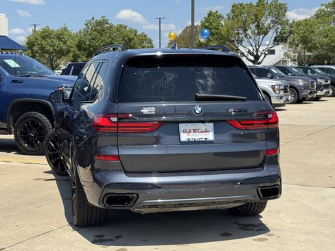 Used 2022 BMW X7 M50i w/ Dynamic Handling Package image 6