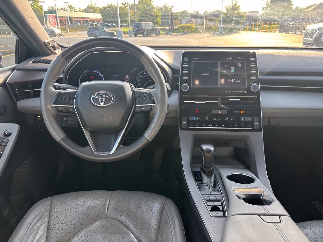 Used 2020 Toyota Avalon Limited w/ Advanced Safety Package FWD image 23