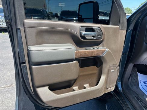 Used 2020 GMC Sierra 2500 Denali w/ Denali Ultimate Package AWD/4WD image 10