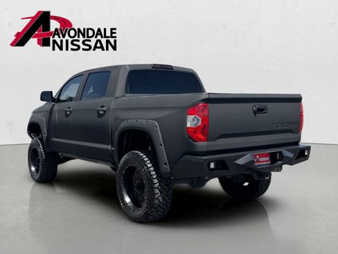 Used 2017 Toyota Tundra Limited w/ Limited Premium Package AWD/4WD image 4
