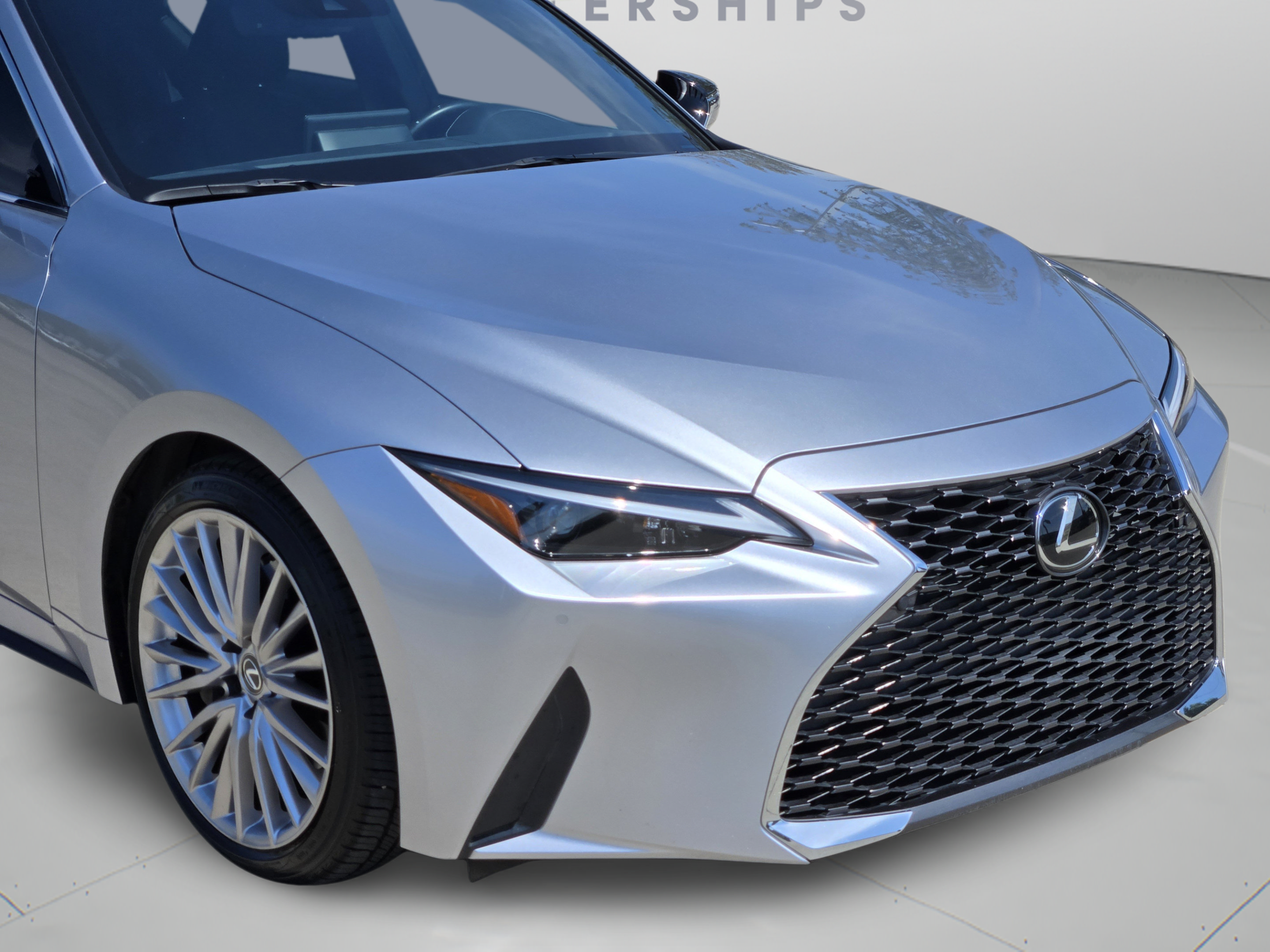 Used 2023 Lexus IS 300 w/ Premium Package RWD image 31