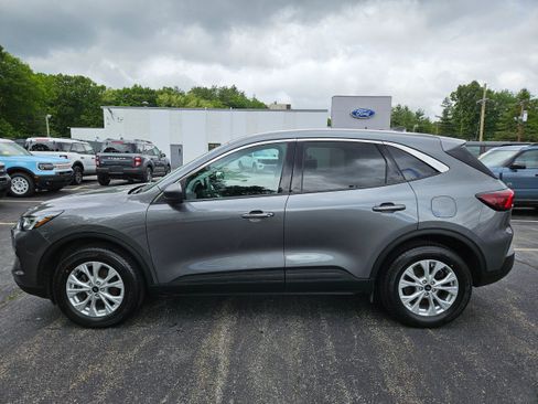 Used 2024 Ford Escape Active AWD/4WD image 8