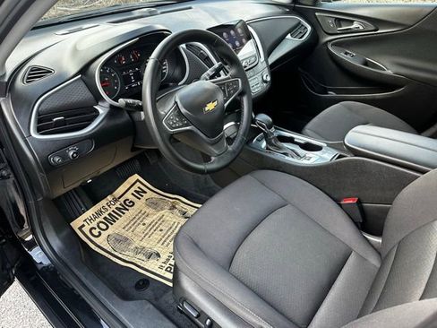 Used 2024 Chevrolet Malibu LT w/ Midnight Edition image 10