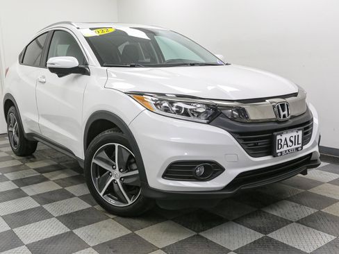 Used 2022 Honda HR-V EX image 2