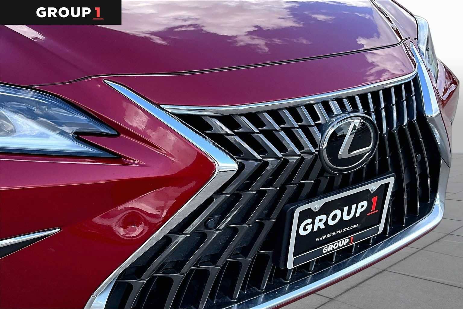 Used 2025 Lexus ES 350 w/ Premium Package FWD image 27