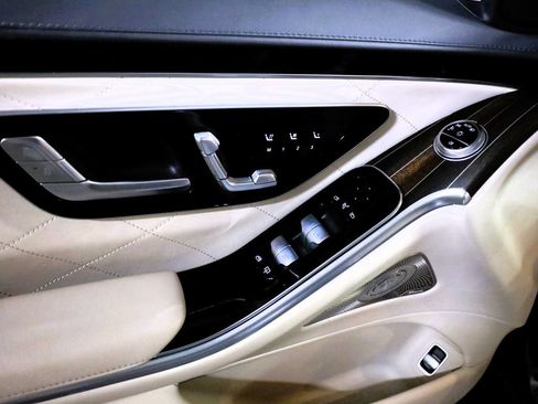 Certified 2022 Mercedes-Benz S 580 4MATIC Sedan image 10