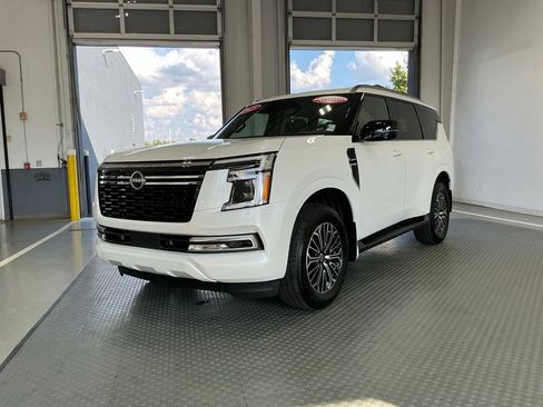 Used 2025 Nissan Armada SL w/ Captain's Chari Seat Package RWD image 2