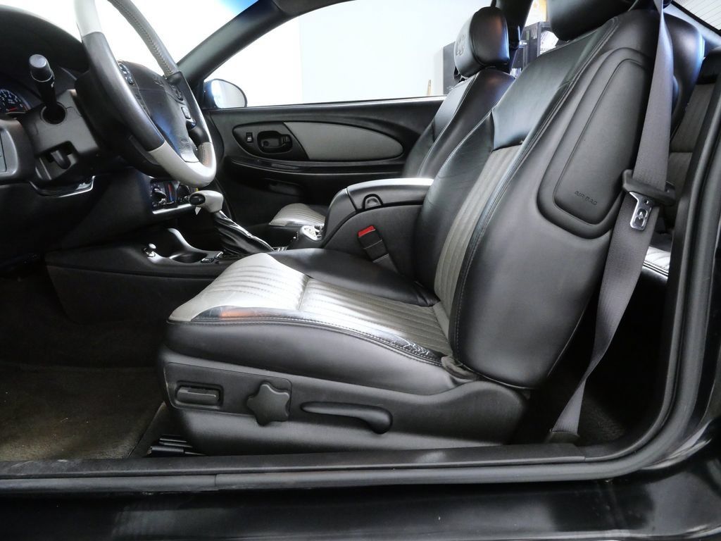 Used 2001 Chevrolet Monte Carlo SS FWD image 13