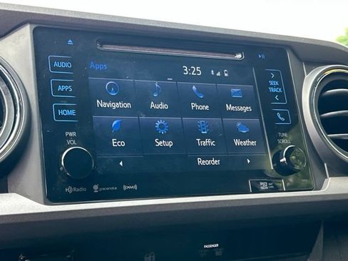 Used 2017 Toyota Tacoma TRD Sport w/ Tow Package (A/T) AWD/4WD image 50