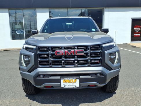 Certified 2024 GMC Canyon AT4 w/ AT4 Premium Package AWD/4WD image 2