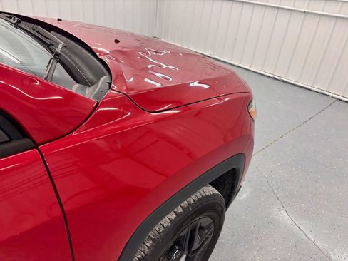 Used 2018 Jeep Compass Sport w/ Cold Weather Group FWD image 27