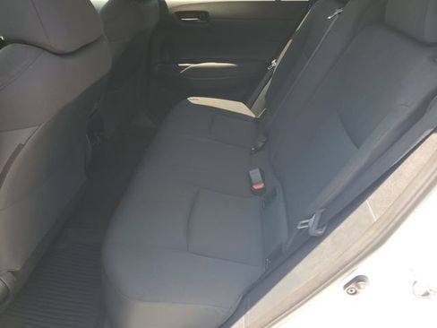 Used 2022 Toyota Corolla Cross LE w/ Moonroof Package FWD image 22