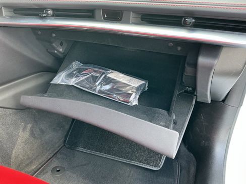 Used 2023 Chevrolet Corvette Stingray w/ Z51 Performance Package image 36