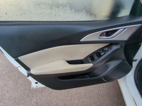 Used 2017 MAZDA MAZDA3 Sport w/ Preferred Equipment Package image 8