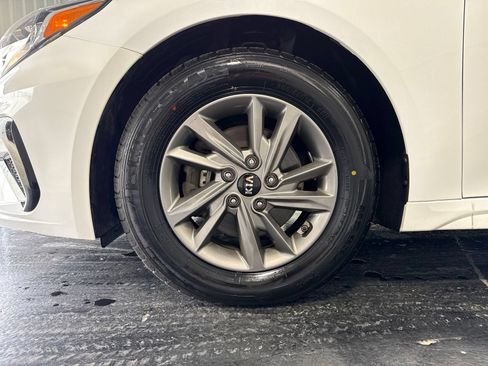 Used 2020 Kia Optima LX FWD image 6