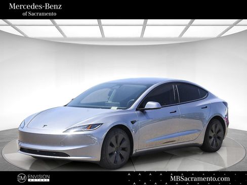 Used 2026 Tesla Model 3 RWD image 1