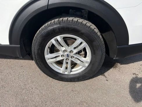 Used 2023 Ford Explorer XLT w/ Equipment Group 202A image 48