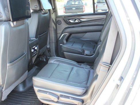 Used 2021 GMC Yukon Denali image 7
