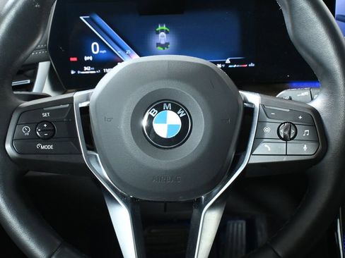 Used 2025 BMW X1 xDrive28i image 18