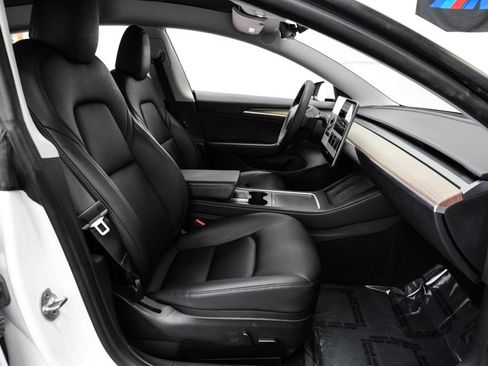 Used 2023 Tesla Model 3 Standard Range RWD image 31