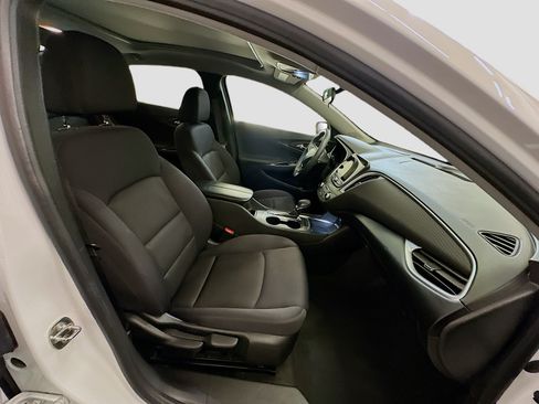 Used 2024 Chevrolet Malibu LT FWD image 33