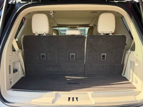 Used 2020 Lincoln Navigator Reserve w/ Equipment Group 208A Reserve AWD/4WD image 21