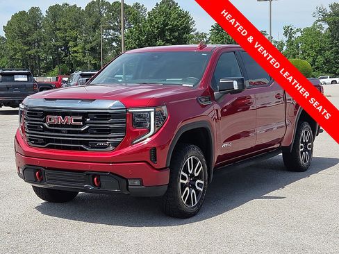 Used 2023 GMC Sierra 1500 AT4 w/ Technology Package AWD/4WD image 2