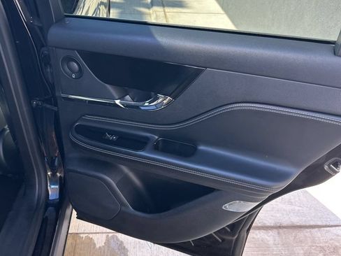 Used 2020 Lincoln Corsair Reserve w/ Elements Package FWD image 16