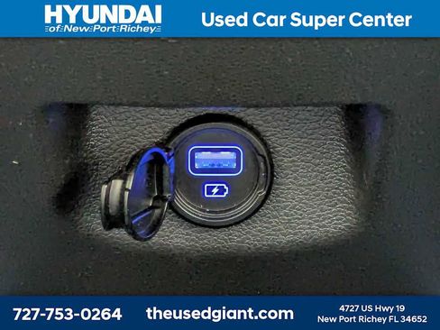 Certified 2021 Hyundai Tucson SEL FWD image 16