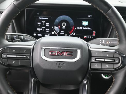 Used 2026 GMC Terrain AT4 AWD/4WD image 9