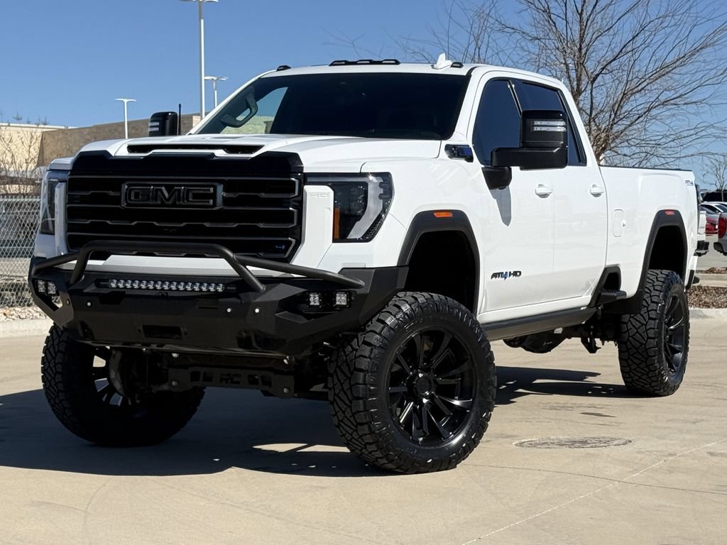 Used 2024 GMC Sierra 3500 AT4 w/ AT4 Premium Plus Package AWD/4WD image 2