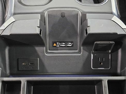 Used 2023 Chevrolet Silverado 1500 LTZ AWD/4WD image 28