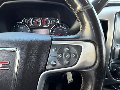 Used 2018 GMC Sierra 2500 SLE w/ SLE Preferred Package AWD/4WD image 11