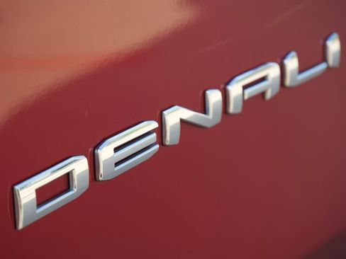 Used 2021 GMC Yukon Denali w/ LPO, Illumination Package AWD/4WD image 6