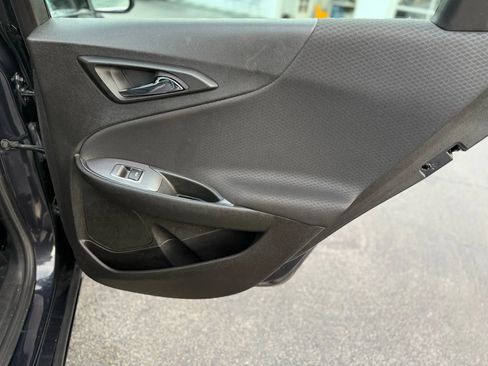 Used 2022 Chevrolet Malibu LT image 17
