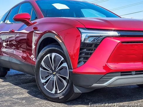 Used 2024 Chevrolet Blazer EV LT AWD/4WD image 3