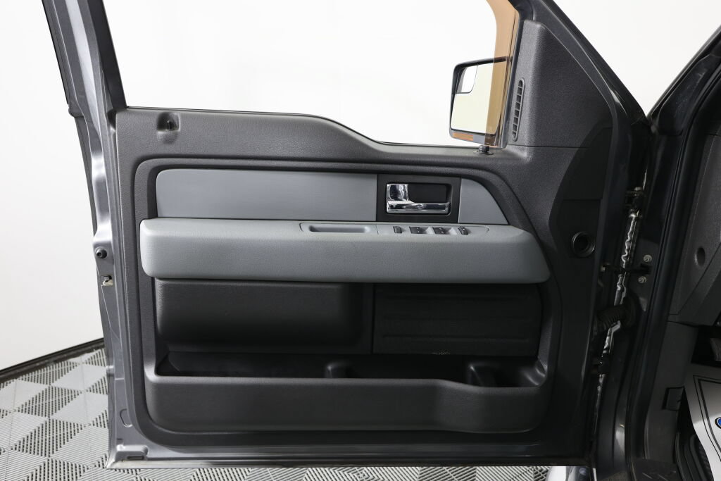 Used 2013 Ford F150 XLT w/ Luxury Equipment Group AWD/4WD image 12