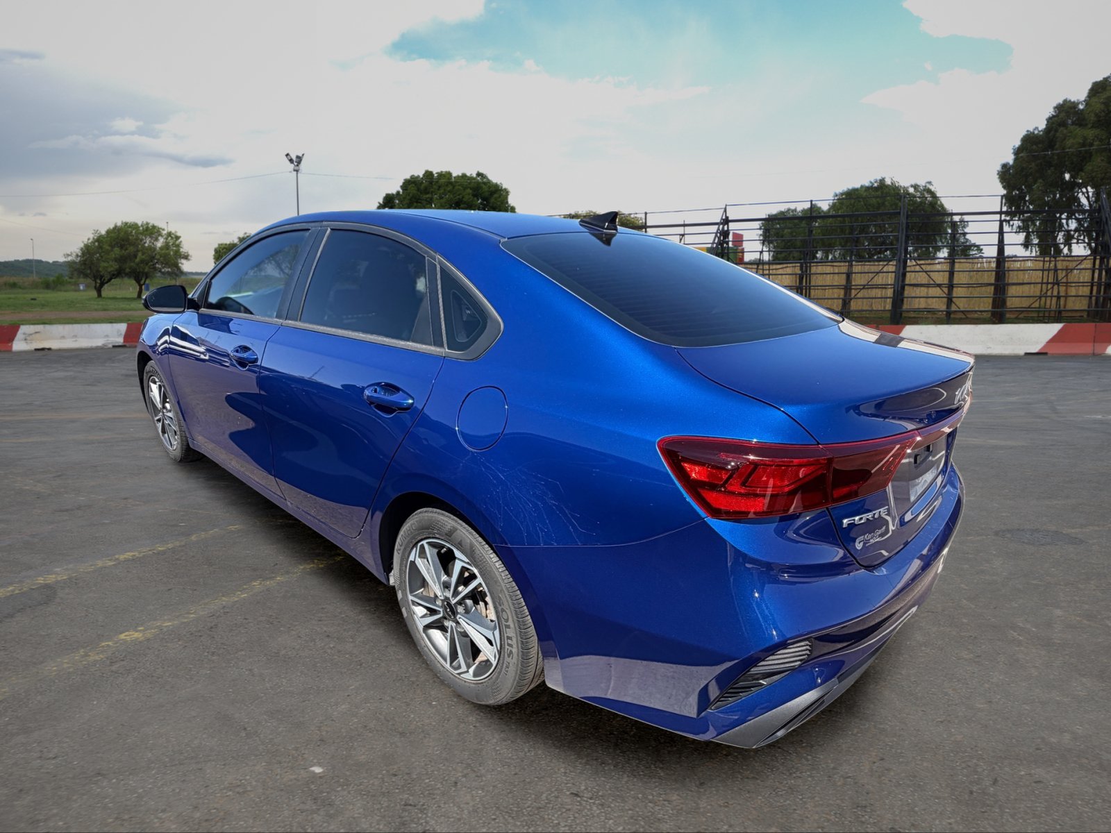 Certified 2024 Kia Forte LXS w/ LXS Technology Package FWD image 4