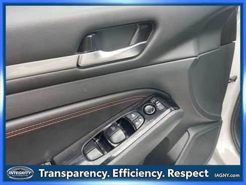Used 2023 Nissan Altima 2.5 SR FWD image 17