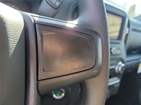 New 2026 GMC Sierra 2500 Pro w/ Convenience Package image 16