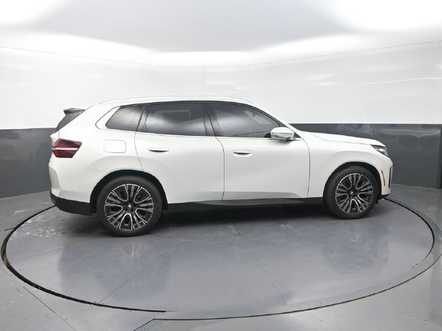 Used 2025 BMW X3 xDrive30i w/ Premium Package AWD/4WD image 11