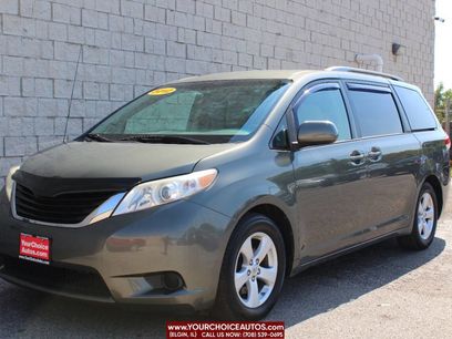 Used 2012 Toyota Sienna LE